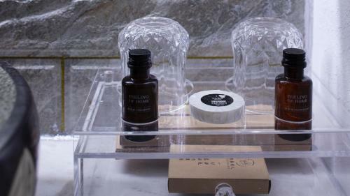 Floral Hotel Fengxue Yeguiren
