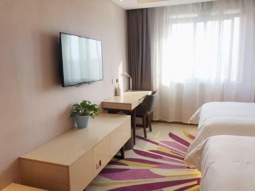 Lavande Hotel Turpan Grand Cross