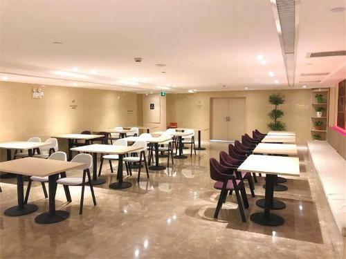 Lavande Hotel Turpan Grand Cross