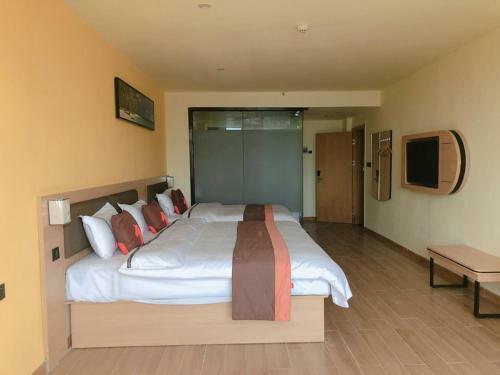 Jun Hotels Wanning Wancheng Town High Speed Rail Station