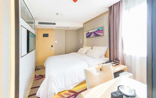 Lavande Hotels Weihai Weigao Square Branch