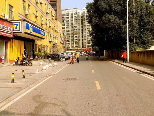 Hotel 7days Inn Wuhan Caidian Ferris Yipin