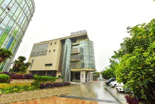 Hotel Yitel (Wuxi Guangnan Road)