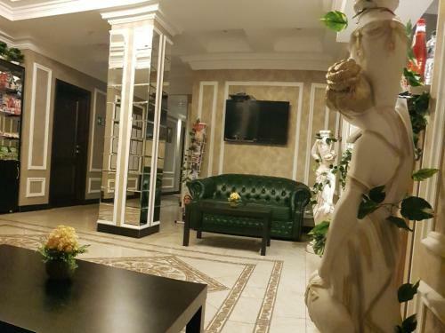 Troya Hotel