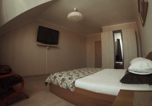 Cruise Hotel