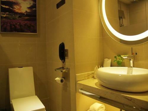Lavande Hotel Yinchuan Railway Station Wanda