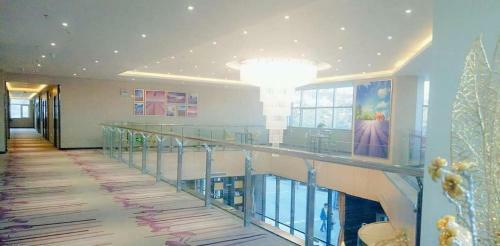Lavande Hotel Yinchuan Railway Station Wanda