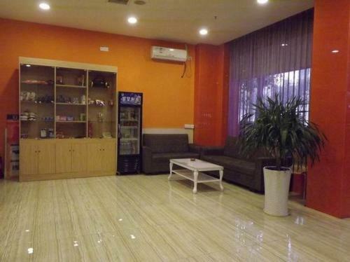 Hotel 7days Inn Zhuzhou Red Flag Square