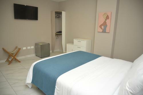 Or Hotel 94