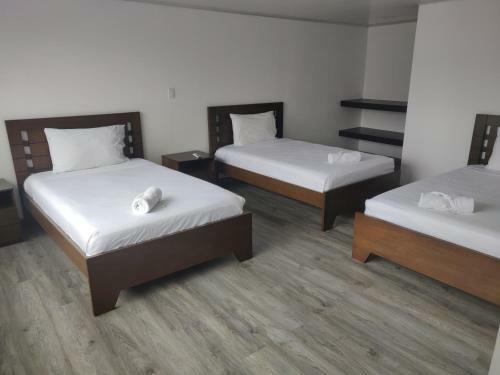 Hotel Kristal Ferial