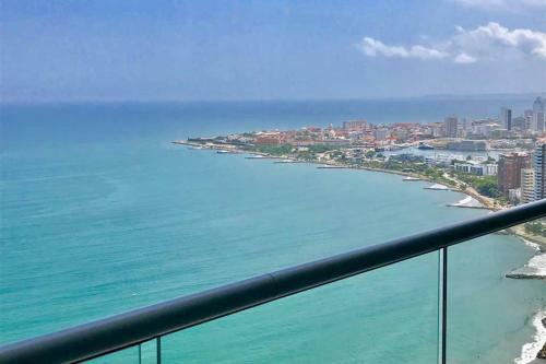 Apartamento 35th Flr Seaview Morros City Bocagrande
