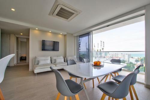 Apartamento Cielo Mar Regatta - Livincolombia
