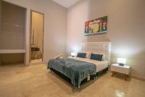 9 Bedroom Apartment With Jacuzzi In Old City