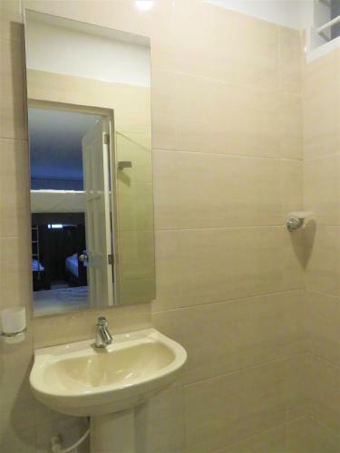 Hostal San Jacinto Hostel