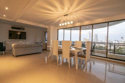 Apartamento 4 Bedroom Luxury Penthouse With Private Jacuzzi