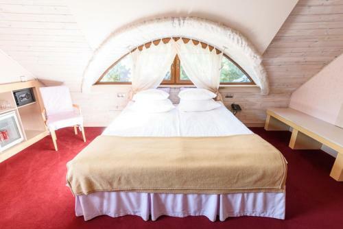 Lumier Hotel