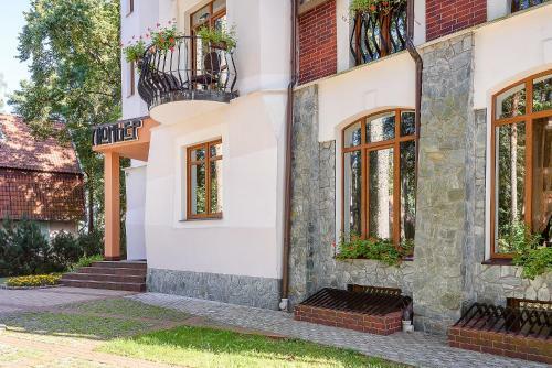 Lumier Hotel