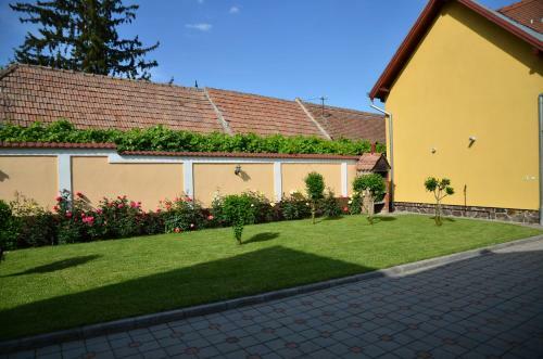 Hostal Pension Artemis