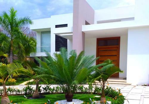 Lujosa Quinta Con Piscina Privada Girardot