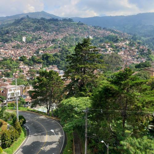 Apartamento Completo Amoblado