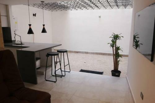 En El Poblado, Espectacular Apartamento Entero Nuevo