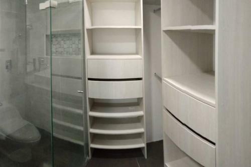 En El Poblado, Espectacular Apartamento Entero Nuevo