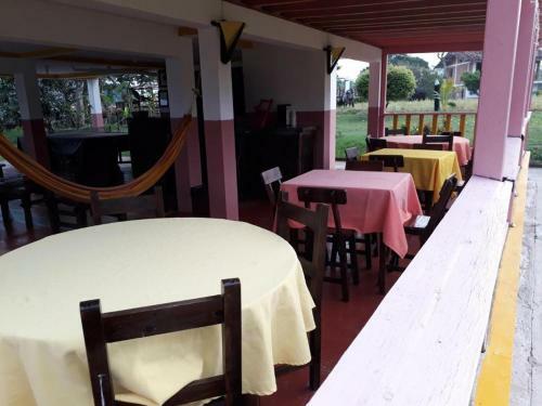 Hostal Rural Accommodation Los Cerezos