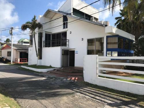 Hostal The Native Inn Ocean