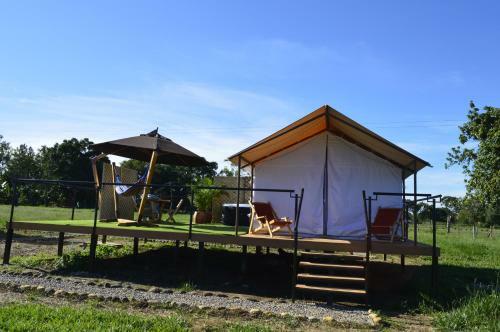 Utopia Glamping
