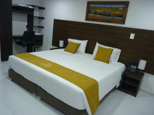 Hotel Business Center