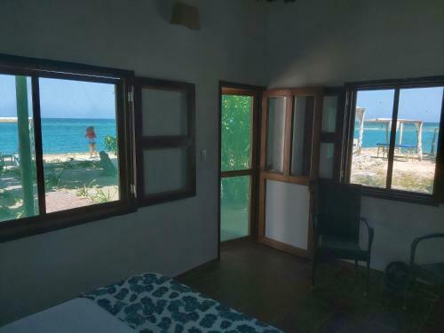 Hotel Sunsets Del Rosario