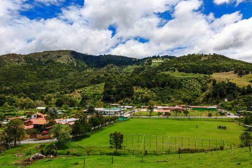 Hotel Clusia Lodge