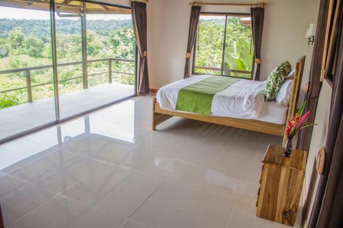 Hotel Drake Bay Greenleaf