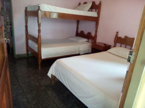 Hostal Cabinas Jerry