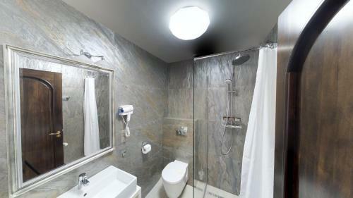 Hostal Pension Korona