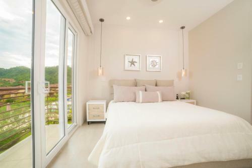 Miramar 4d Condo