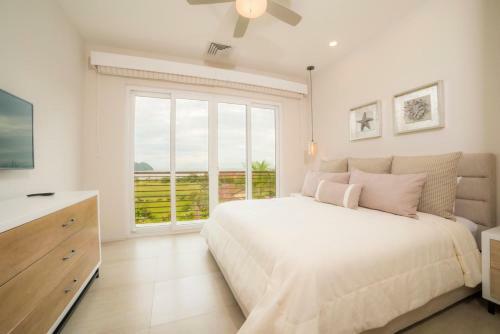 Miramar 4d Condo