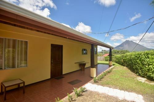 Casa Amarilla