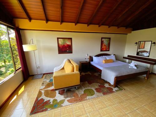 Hotel Arenal Roca Lodge
