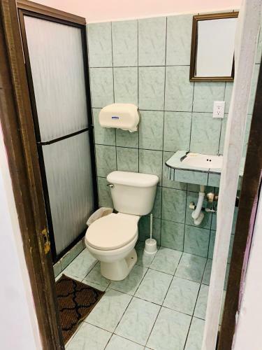 Hostal Hotel Cabinas Jacomar