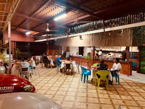 Hostal Hotel Cabinas Jacomar