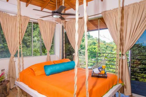 Tanager Villa