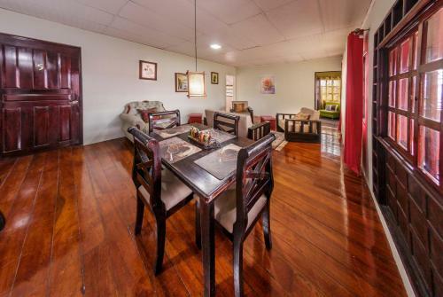 Hostal Delcafetalcr