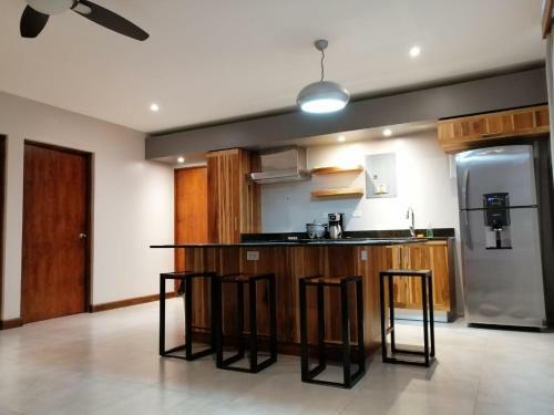 Hotel Ballena Paradise