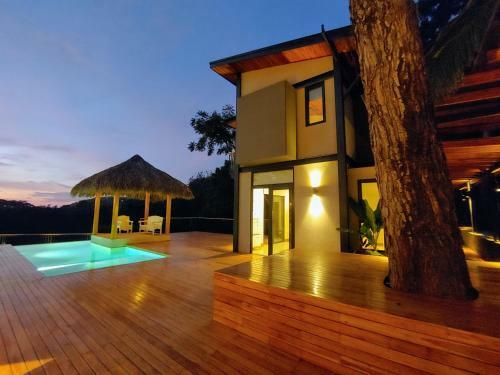 Ocean View Villa - Casana