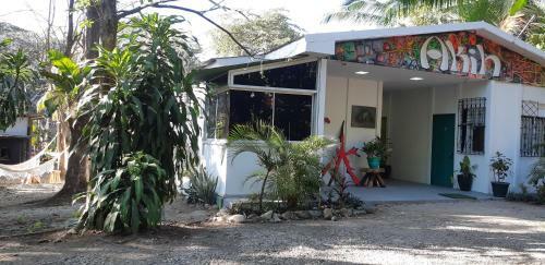 Akih Pods Hostel