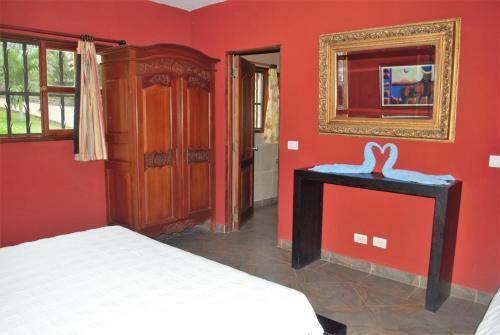 Casa La Colonial B&B