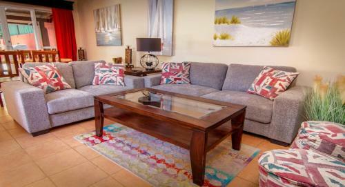 Big Private Home With Pool In Surfside - A Short Walk From The Beach