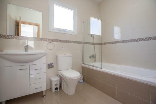 Ayia Napa Villa Sleeps 6 With Pool And Air Con