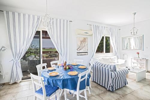 Ayia Thekla Villa Sleeps 7 With Pool And Air Con